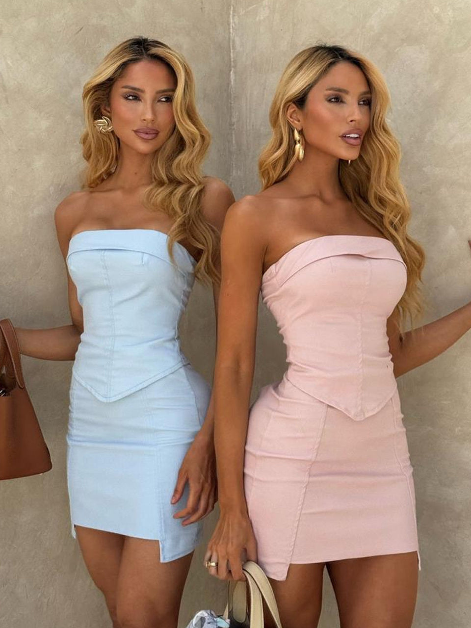 Conjunto Sorbet Moderno: Top Corselet Sem Alças e Saia Jeans Claro Cintura Alta
